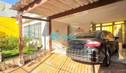 Casa Térrea com 2 dorms, 3 vagas, 164m2 no Pq. São Domingos