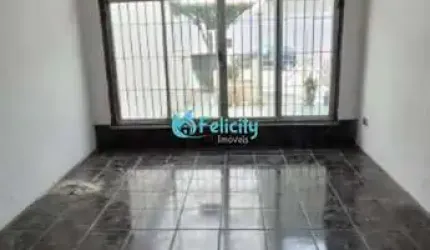 Sobrado com 3 dorms, 2 vagas, 138m2 no Pq. São Domingos
