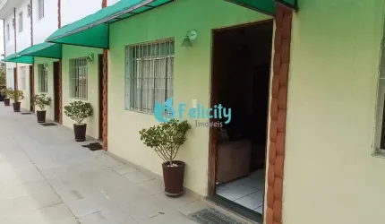 Sobrado em condomínio com 2 dorms, 2 vagas, 95m2 na Vila Pereira Barreto