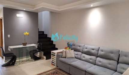 Sobrado com 3 dorms, 1 suíte, 2 vagas, 91m2 no Jardim Regina