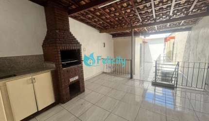 Sobrado com 2 dorms, 2 vagas, 100m2 na Vila Clarice