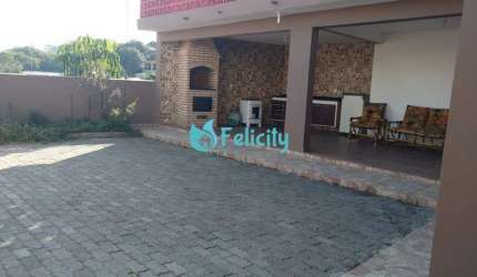Sobrado com 4 dorms, 1 suíte, 4 vagas, 359m2 na Chácara Inglesa