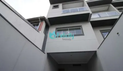Sobrado NOVO com 2 suítes, 3 vagas, 113m2 na Vila Zulmira