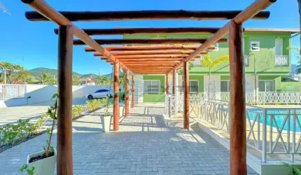 Casa com 2 quartos à venda na Rua Dois, 40, Capricórnio II, Caraguatatuba, 96 m2 por R$ 495.000