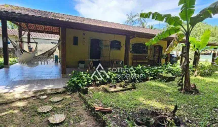 Linda casa no Massaguaçu, próximo a cachoeira