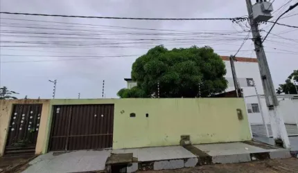 Casa à venda em rua pública, ARUANA, Aracaju, SE