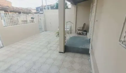 Casa à venda em rua pública, FAROLÂNDIA, Aracaju, SE