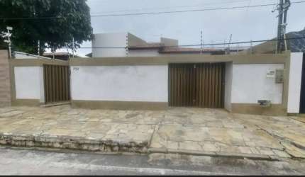 Casa à venda em rua pública, COROA DO MEIO , Aracaju, SE