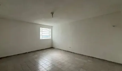 Casa à venda em rua pública, GRUTA DE LOURDES , Maceió, AL