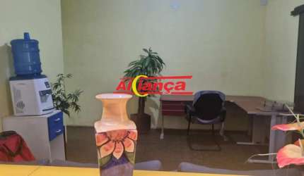 Casa Comerical para alugar - Bairro - Jardim Moreira - Guarulhos/SP - por R$ 4.590,00