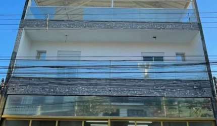 Prédio Comercial - com 805m² - com uma ótima localização