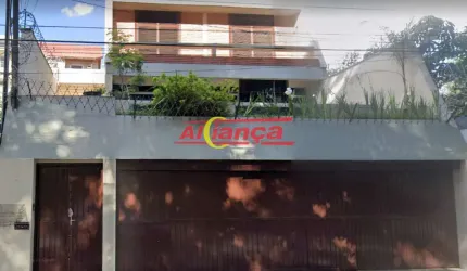 Sobrado para alugar com 4 quartos e 3 vagas no Jardim Maia - Por R$ 8.800,00