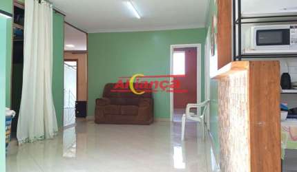 Casa para alugar 3 quartos e 1 vaga, 120m², Jardim Adriana- Guarulhos R$ 2.000,00