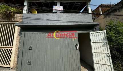 Casa para alugar com 2quartos, 100m² - Vila Camargo - Guarulhos/SP R$ 2.500,00