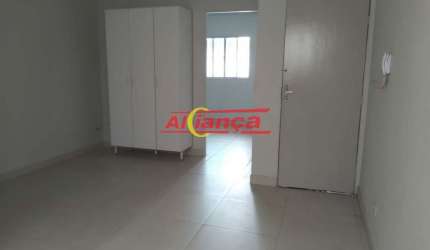KITNET PARA ALUGAR NO JARDIM PRESIDENTE DUTRA, 35M² - GUARULHOS/SP  POR R$ 1.000,00