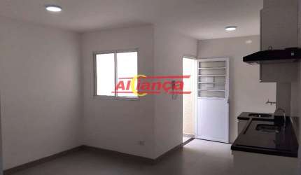 Apartamento com 1 quarto, cozinha e banheiro no Cocaia - por R$ 1.350,00
