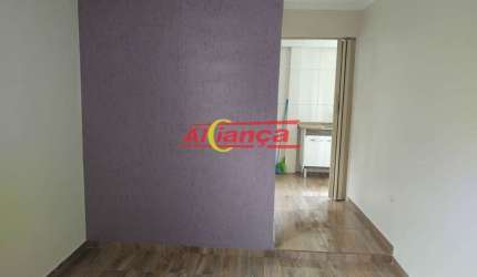 Casa com 1 quarto para alugar,  50m² - Cocaia - Guarulhos/SP R$ 1.000,00