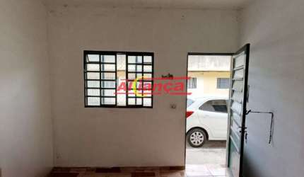 Casa com 2 dormitórios para alugar, 71,16 m² - Jardim Diogo - Guarulhos/SP  por R$ 1.482,35