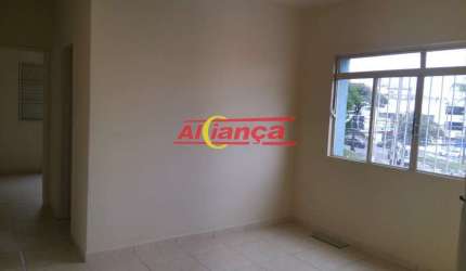 Apartamento com 2 quartos para alugar, 60 m² - Cocaia - Guarulhos/SP  Por R$ 1.800,00