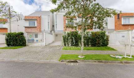 Sobrado com 3 dormitórios com ático à venda, 141 m² por R$ 669.000 - Atuba - Curitiba/PR