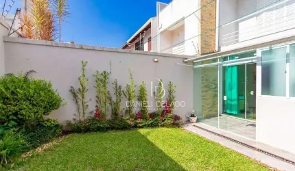 Sobrado à venda, 204 m² por R$ 929.000,00 - Água Verde - Curitiba/PR