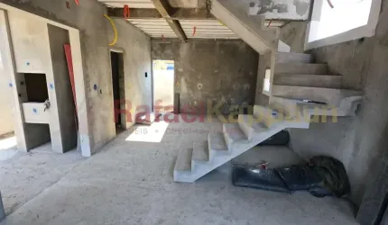 Casa com 3 quartos à venda na Praça Francisco Germano da Costa, 9700, Canasvieiras, Florianópolis por R$ 950.000
