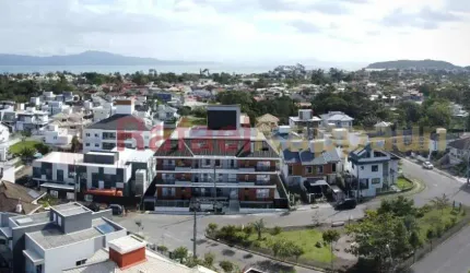 OPORTUNIDADE APARTAMENTO FRENTE RUA COM SACADA EM NOVO RESIDENCIAL DE ALTO PADRAO!