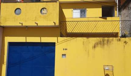 CASA   AVENDA   NO JARDIM    VERA CRUZ   COM 196  METROS  E  2 VAGAS DE GARAGEM