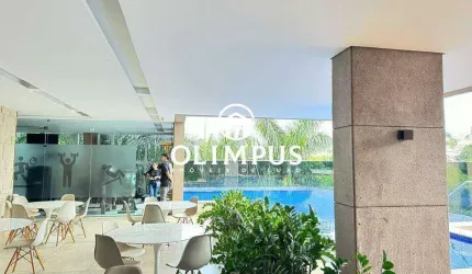 Apartamento novo om amplo espaço e armários embutidos.