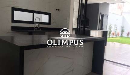 Excelente Casa Com Fino Acabamento no bairro Alto Umuarama.