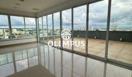 Belíssimo duplex em uma excelente localização.