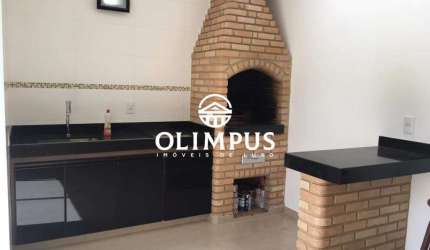 Casa com ótimo acabamento no Bairro Bosque Buritis.