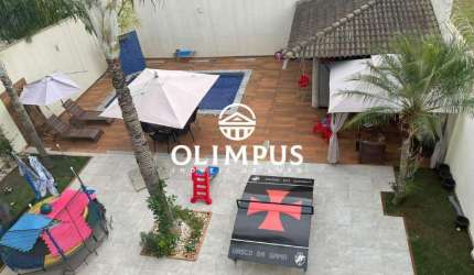 Ótima casa na zona sul com 5 suítes.