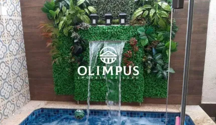 Linda casa com 160m² de área construída, no Bairro Brasil, com 3 quartos e piscina - Uberlândia/MG