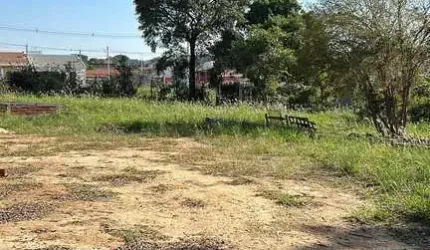 Terreno à venda