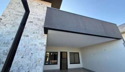 Casa com 1 quarto à venda na Rua Pioneiro Alexandre Bulla, 317, Bom Jardim, Maringá, 140 m2 por R$ 900.000
