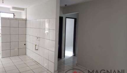 APARTAMENTO NO ED. CARIMÃ II - APTO TÉRREO