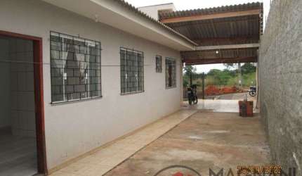 CASA NO JARDIM PORTO SEGURO À VENDA