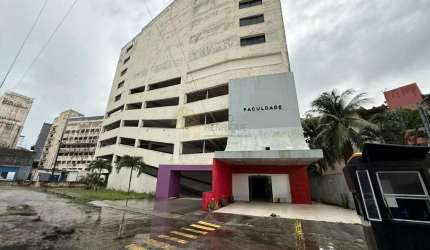 Prédio Comercial para Locação em Salvador, Imbuí, 1 dormitório, 35 banheiros, 99 vagas