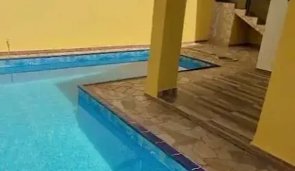 BAETA NEVES SOBRADO 260M2, 2 dormitórios, varanda gourmet, piscina, 4 vagas, EDICULA ótima localização e valor!!!