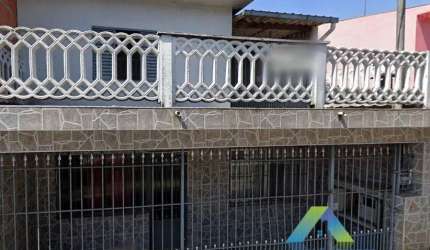 Sobrado a venda com 03 quartos, proximo a Av do Cursino por R$ 297 mil