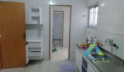 Lindo Apartamento com 3 dormitórios sendo 1 suite, 3 vagas de garagem a 5 minutos da estação do metro Jabaquara.