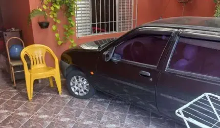 Casa à venda no bairro Jardim Cristiane - Santo André/SP