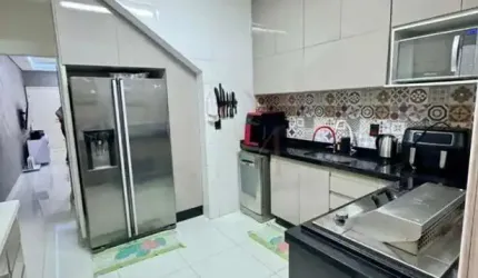 Casa à venda no bairro Vila Linda - Santo André/SP