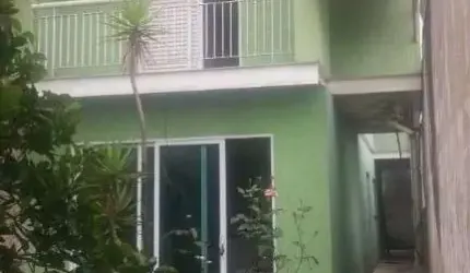 SÃO BERNARDO DO CAMPO Excelente sobrado 329 metros, 3 dormitórios, 2 vagas, quintal excelente localização e valor !!!