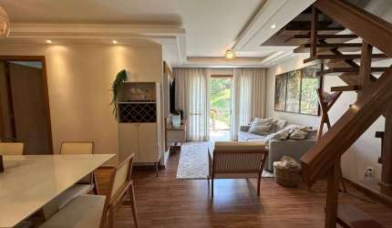 Apartamento duplex com 3 quartos sendo 2 suítes no Bom Retiro - Teresópolis/RJ.