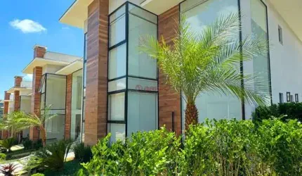 Casa com 4 quartos sendo 2 suítes na Tijuca - Teresópolis/RJ.