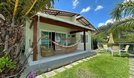 Casa linear com 3 suítes em condomínio na Cascata do Imbuí - Teresópolis/RJ.