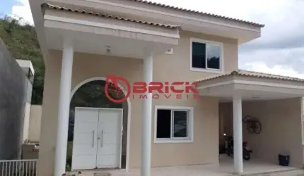 Casa em condomínio com 4 suítes na Tijuca - Teresópolis/RJ.