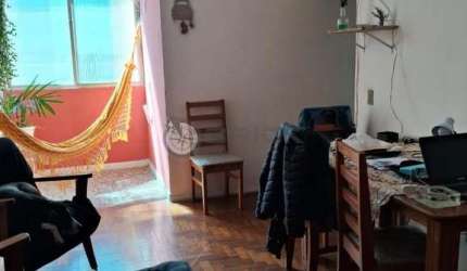 Apartamento com 2 quartos + dependência, 65 m² no Alto - Teresópolis/RJ.